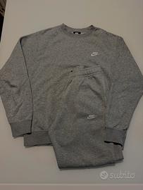 Tuta Nike Felpa + Pantalone Taglia M