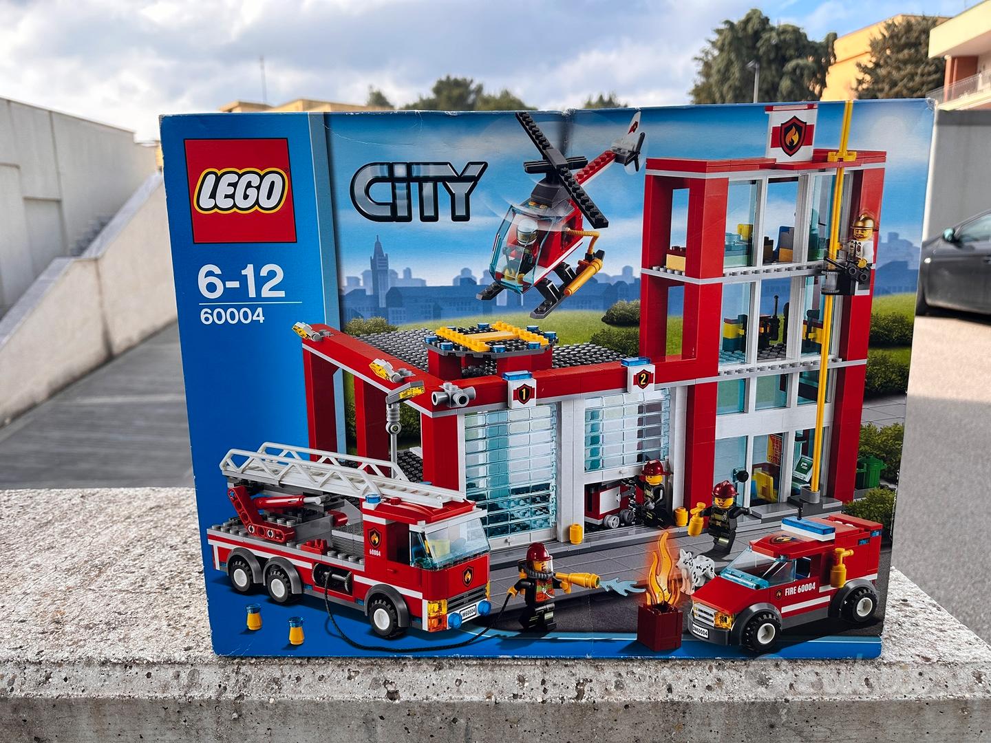 LEGO City 60004 - Caserma dei Pompieri