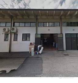 Capannone/laboratorio/deposito