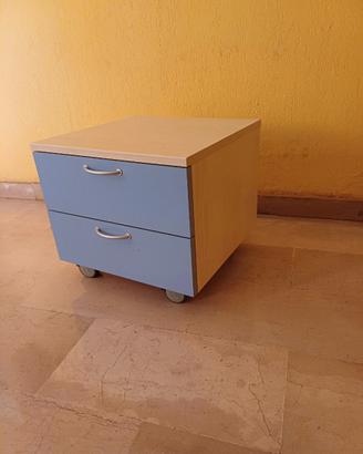 Cassettiera / Comodino con rotelle