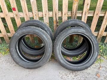 Pneumatici invernali Pirelli 215/55 R18 95H