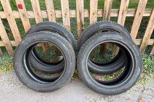 Pneumatici invernali Pirelli 215/55 R18 95H