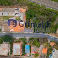 Dimora storica da ristrutturare fronte mare [VM/12