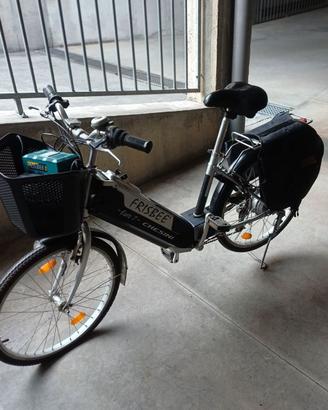 Bici elettrica a pedalata assistita Frisbee Euro 7