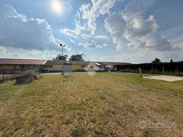 CAPANNONE A CORTENUOVA