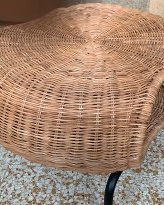 Tavolino/portariviste IKEA in vimini intrecciato