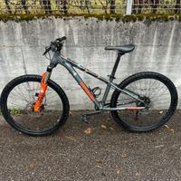 Bicicletta Saracen Mantra
