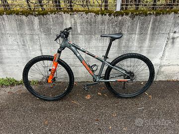 Bicicletta Saracen Mantra