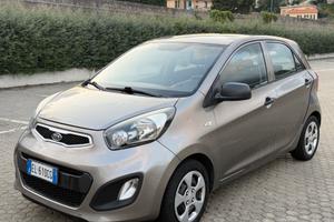 Kia Picanto 1.0benz km 104.000 - 2012