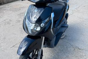 Piaggio Beverly 250 i.e.