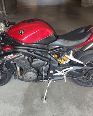 Triumph Speed triple 1200rr