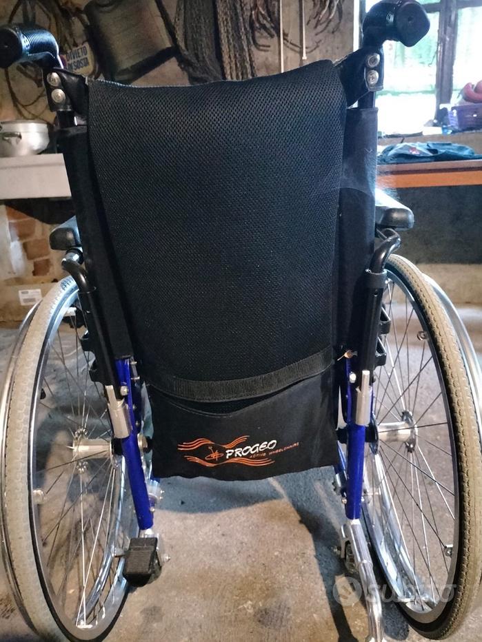 Sedia seggiolino doccia per anziani disabili - Arredamento e Casalinghi In  vendita a Belluno