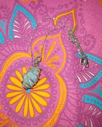 Collana in wire con Apatite Blu Chiara 