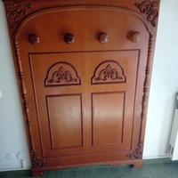 Mobili ingresso con attaccapanni e specchio