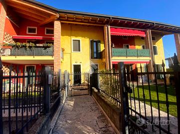 3 LOCALI A BUTTAPIETRA