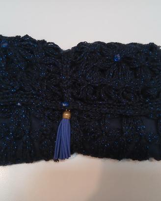 Pochette da polso blu notte fatta a mano