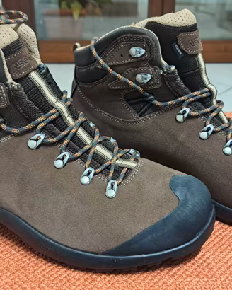 SCARPONI ASOLO TRIUMPH GORETEX 43 TREKKING NUOVI
