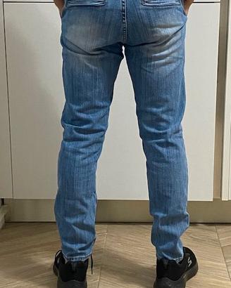 Jeans Sonny bono con tasche verticali