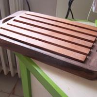 tagliere per il pane con contenitore