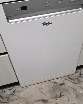 Lavastoviglie whirpool 6 senso a libera installazi