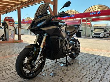 Bmw s1000xr Triple black