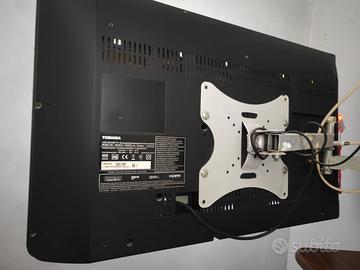 due lettini a contenitori e tv 32 Toshiba