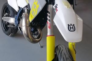 Husqvarna TC 125 MOTARD 2023 - SOLO 17 ORE.