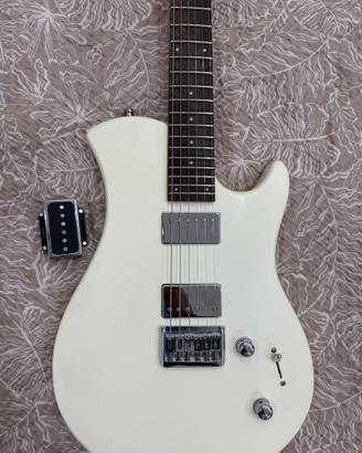Relish trinity antique white