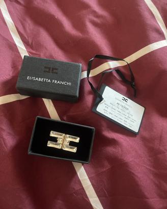 Anello elisabetta franchi idea San Valentino