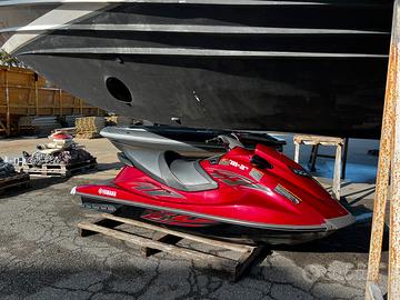 Yamaha Wave Runner VXR 2014 43 ore, uso Privato