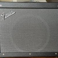 Fender Mustang GTX100 + Pedaliera + Custodia
