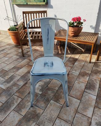 sedie biance vintage in ferro