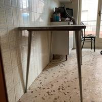 Tavolo in formica