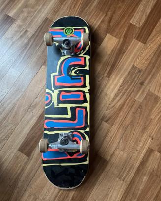 Skateboard Marca Blind prezzo originario 120€