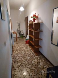 appartamento con  due camere arredate per 