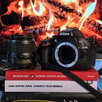 Nikon D5200 + obiettivo 18-55 + borsa