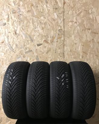 4 GOMME 215 55 17 BF GOODRICH INVERNALI