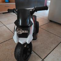  motorino elettrico per bimbi misura 70 cm x 50cm 