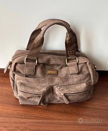 Borsa Basile media misura, manici corti e tasche