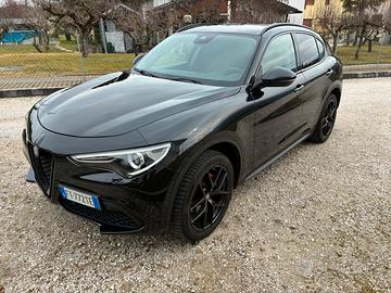 Stelvio 2.0 T 280cv Q4 B-Tech