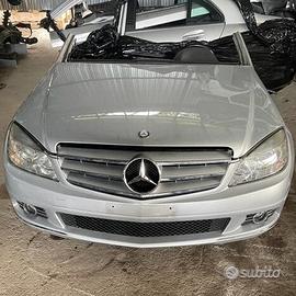 Ricambi MERCEDES C220 2007 frontale completo