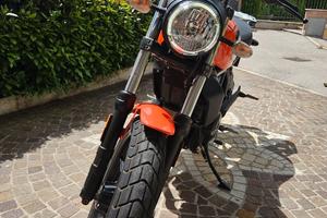 DUCATI SCRAMBLER SIXTY2, del 2019- come nuova