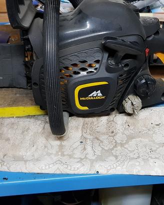 motosega Mcculloch 