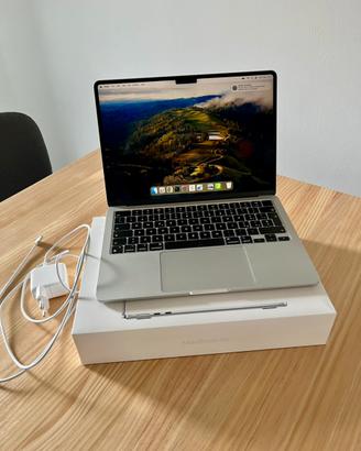 Apple Mac Book Air 13.6” M2 8GB 256GB Silver