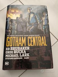 Gotham Central Omnibus INGLESE