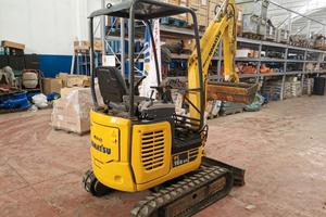 miniescavatore komatsu pc16r 