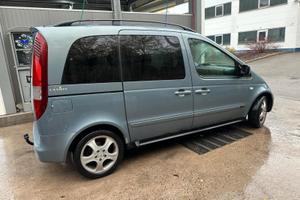 MERCEDES Vaneo (W414) - 2005