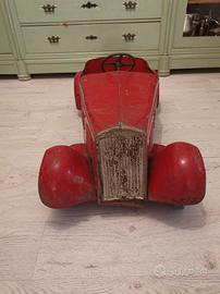 auto a pedali in latta Eureka 