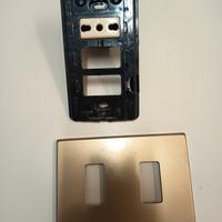 BTicino serie Magic placca+ supporto