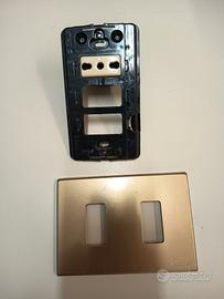 BTicino serie Magic placca+ supporto